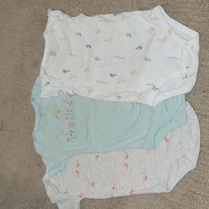 Carter's short sleeved onesies (3)